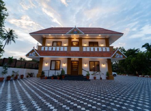 Treebo West Fort Divine