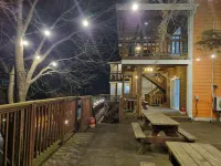 Goesan Joryeong Pension Hotels near Shinpoong Hanji Maeul