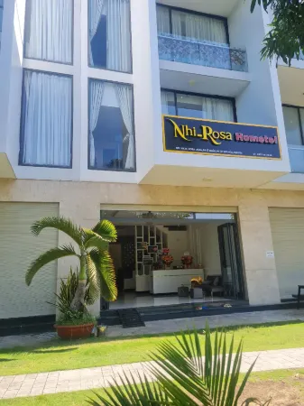 Nhi_Rosa Hotel Tuy Hoa, Phu Yen Отели рядом с достопримечательностью «Bao Lam Pagoda»