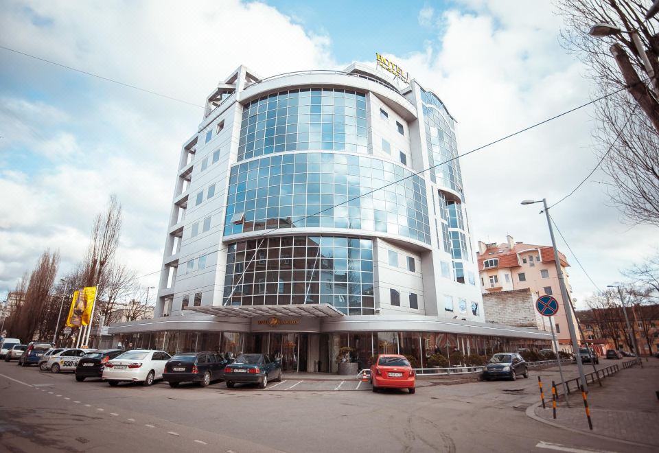 hotel overview picture