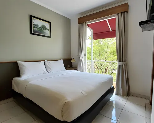 Bening Boutique Hotel Managed by Salak Hospitality - Syariah Hotel Hotels in Pondok Gede