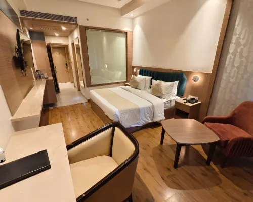 Hotel Golden Orchid Hotels near KD Singh Stadium