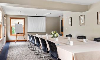 La Conner Channel Lodge