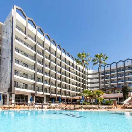 Golden Avenida Family Suites 4 Sup