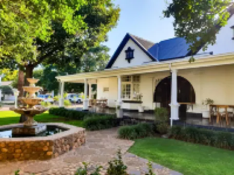 Bauhenia Guesthouse
