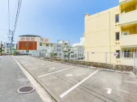 ホテルパークスタジアム那覇 - 駐車場