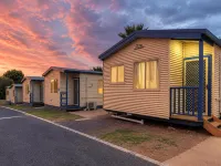 Dubbo Holiday Park - parking