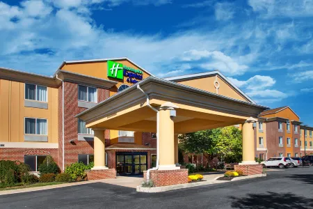 Holiday Inn Express & Suites Lancaster-Lititz Отели в г. Литиц