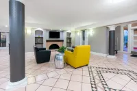 Super 8 by Wyndham The Woodlands North Hotels in Shenandoah