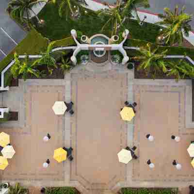 Renaissance Newport Beach Hotel Hotel Exterior