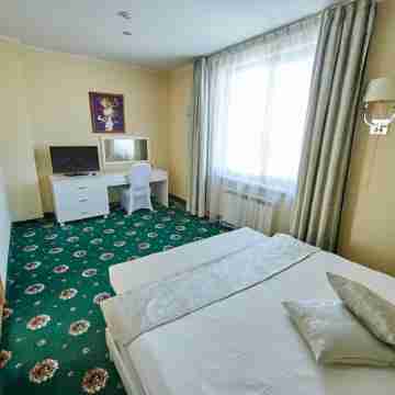 Imperial Palace Hotel Rooms