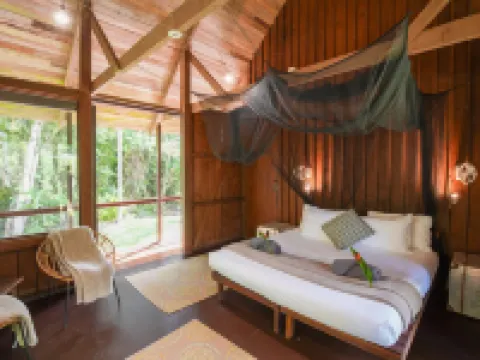 Noah Creek Eco Huts Hotels in Daintree