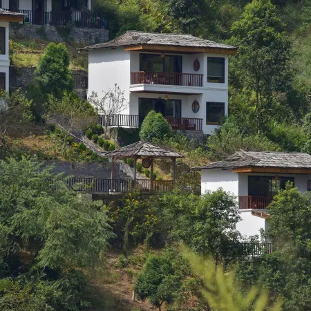 MAISON DE LAO CHAI