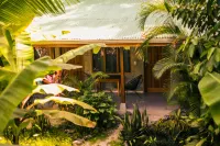 Cabinas Playa Surf Hostel - 2 étoiles