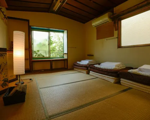 แอร์ โอซาก้า โฮสเทล โรงแรมใกล้สถานีทามาเดะ