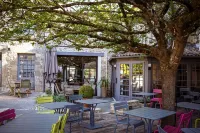 Logis Hostellerie de l'Abbaye