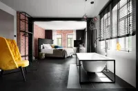 Mittermeiers Alter Ego Hôtels à proximité de : Plönlein