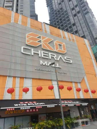 EkoCheras Duplex Suite by Ohana Home Отели рядом с достопримечательностью «Terminal Bersepadu Selatan»