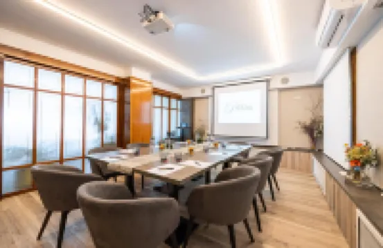 普拉多酒店 色丹尼亞酒店