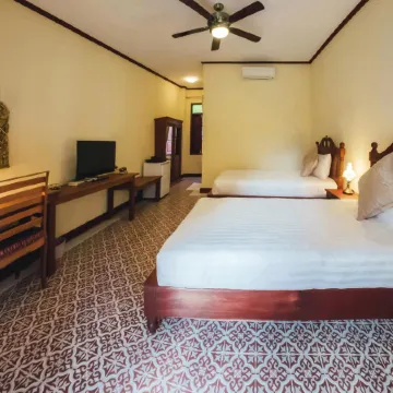 Le Jardin Hotel Отели в г. Паксе