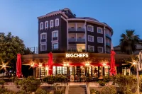 Motto Premium Hotel&Spa Hotels near Kervansaray Turkish Night