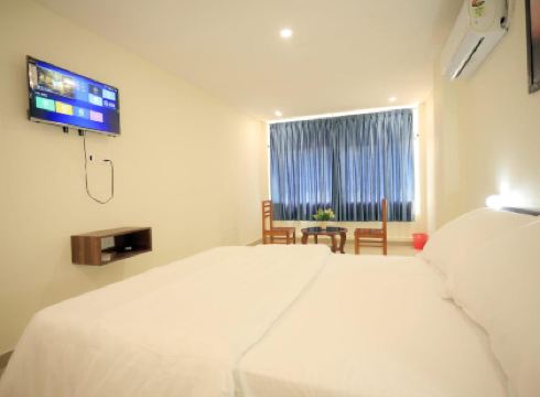 Glancy's Guest House