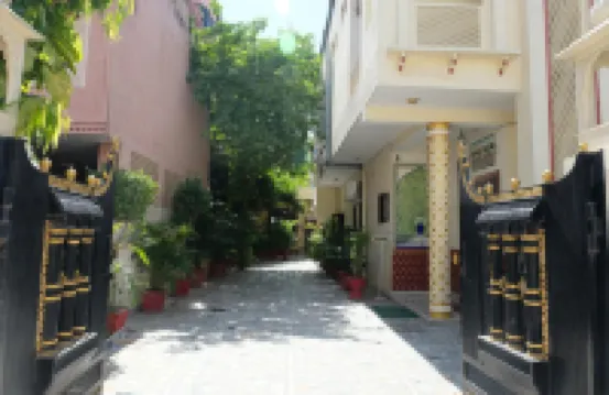 Vinayak Guest House โรงแรมใกล้สถานีรถไฟชัยปุระ