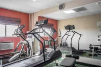 Comfort Inn & Suites Near Kino Sports Complex - Gym
