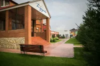 Druzhba Hotel Hotels in Buzuluk