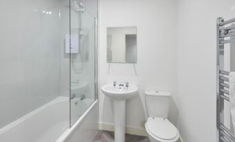 Apartment 1 in Loftus - Housity