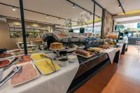 Pocitos Plaza Hotel - breakfast