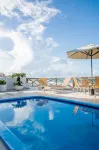 La Belle Beach Hotel - parking