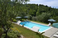 Agriturismo Montereggi - Pools