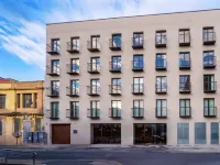 easyHotel Valencia Ciutat Vella Hotels near Silk Exchange