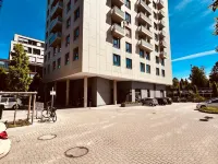 The MYDE Hamburg Self Check-in Hotels near Rahlstedt