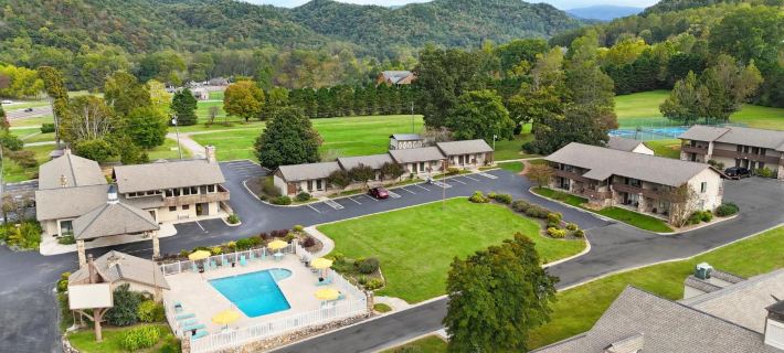 The Parkman Great Smoky Mountains - Cades Cove Hotels in Blount County
