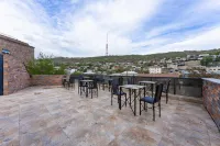 Bloom Hotel Yerevan - parking