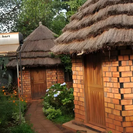 New Court View Hotel