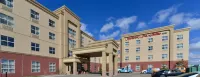 Hampton Inn & Suites by Hilton Edmonton International Airport Hotels in Ниску