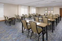 Holiday Inn Express & Suites Baltimore - BWI Airport North