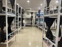 Sunny's Boys Hostel