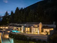 Smirties Villas