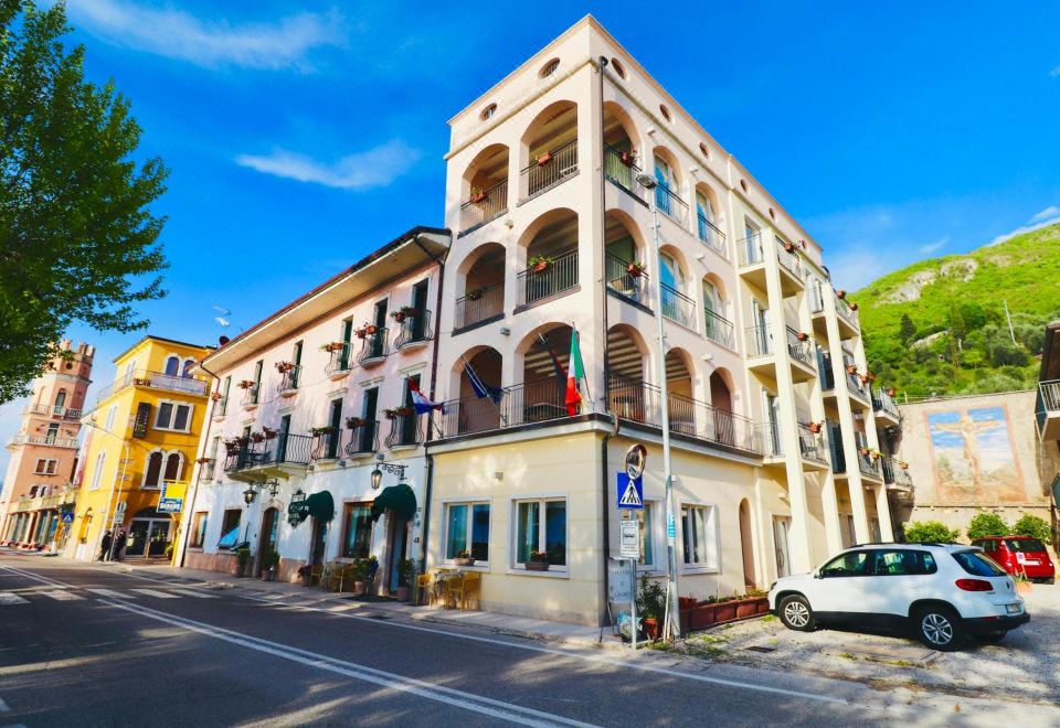 hotel overview picture