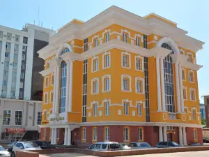 Meridian Hotel