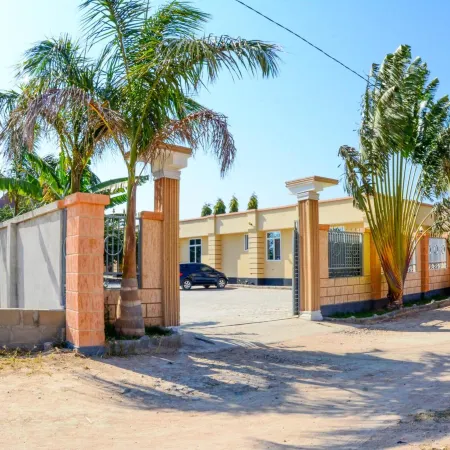 Bezinda Lodge