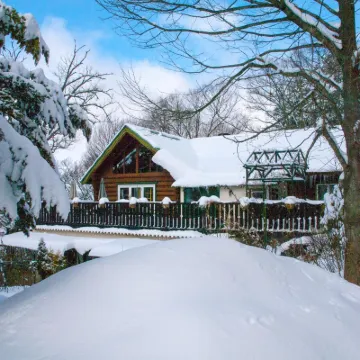 Tombouctou Hotels near Yatsugatake Alpaca Farm