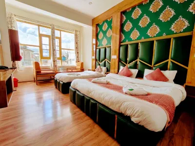 Gulsitara Resorts-Gulmarg Hotels near Gulmarg Tourist Destination
