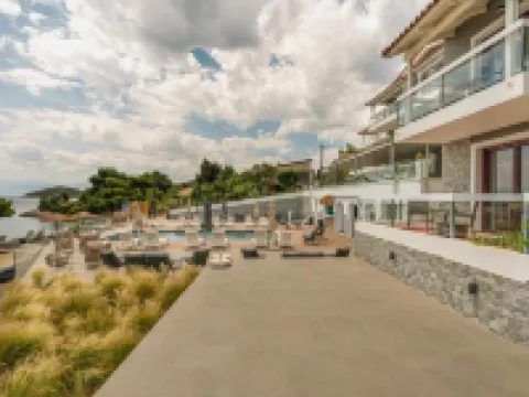 Trizonia Bay Hotel Hotels in Dorida