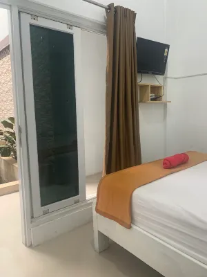 Sakimaro Syariah (Wajib Buku Nikah) Hotels in Patuk