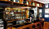 Invergarry Hotel - bar